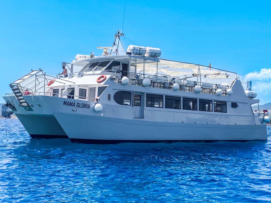 Image N°7 de Ibiza : Soirée VIP sur un catamaran avec Open Bar Premium, Paella et Ticket Club activité à Ibiza (ville), publiée par le prestataire