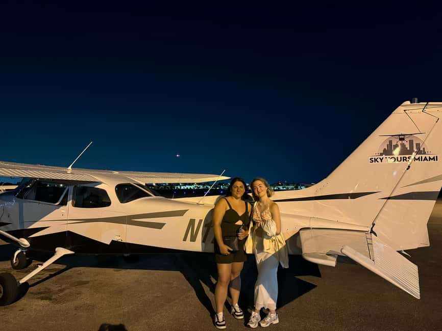 imagen n.º 39 de Miami Beach: Tour aéreo privado Night Lights - Champán gratis actividad en Miami, subida por el proveedor