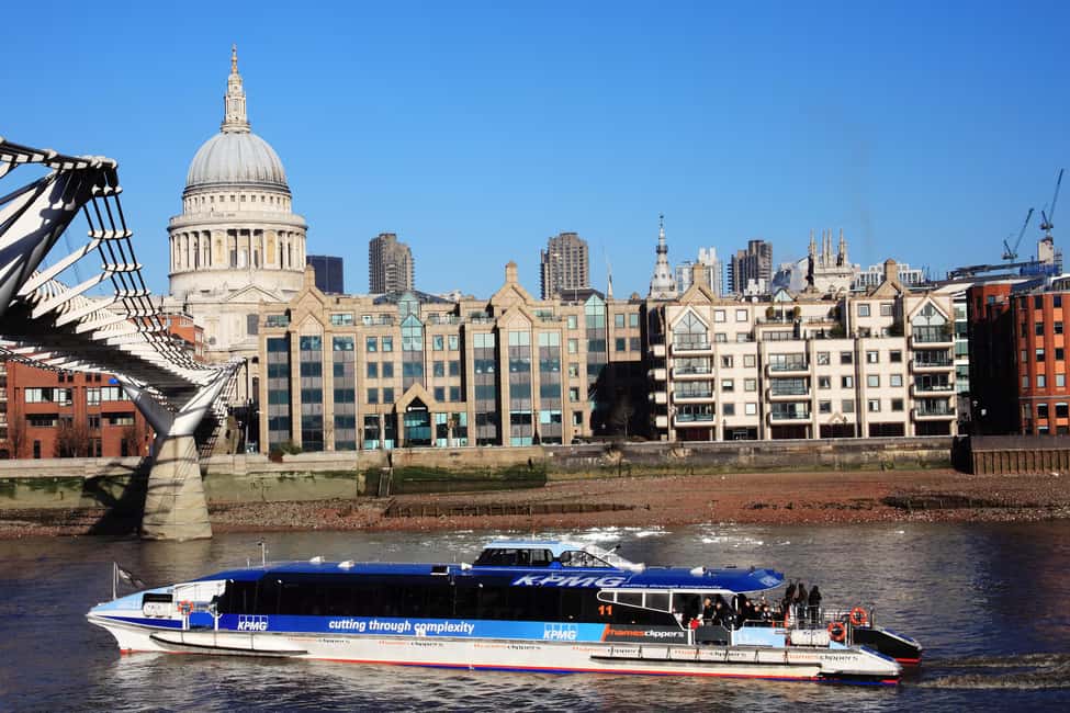 bild nr.13 av London: Londons torn, Themsenbåt och vaktavlösning aktivitet i London, uppladdad av arrangören