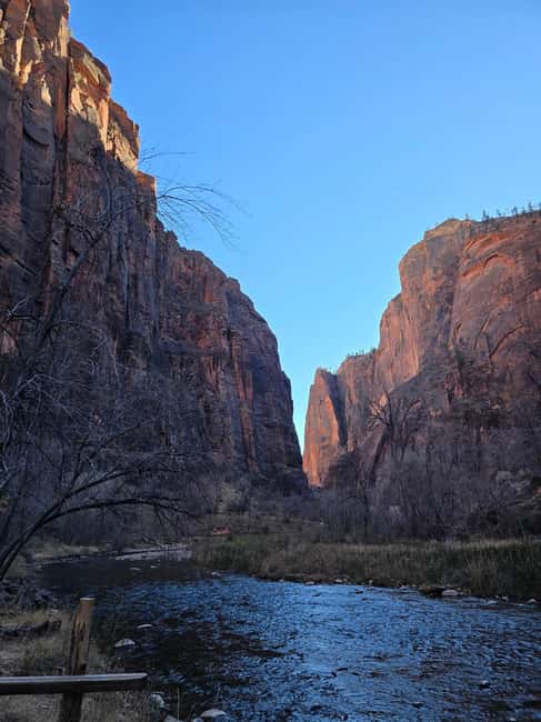 bild nr.6 av Las Vegas: Gruppresa till Zion National Park med lunch aktivitet i Springdale, Utah, uppladdad av arrangören