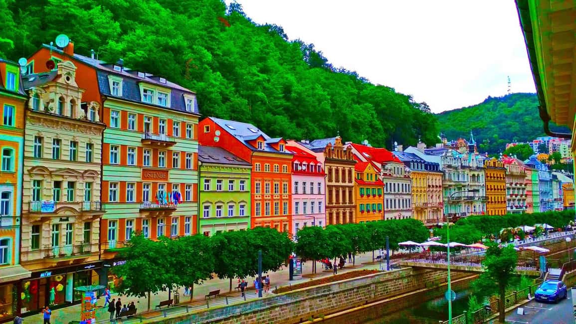 Karlovy Vary içindeki Prag'dan Karlovy Vary Günübirlik Gezi etkinliğinin tedarikçi tarafından yüklenen 1 no'lu görseli