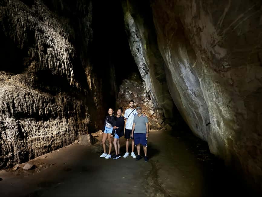 imagen n.º 6 de Río: Senderismo por la selva tropical de Tijuca, cascadas, cuevas y fauna silvestre actividad en Río de Janeiro, subida por el proveedor