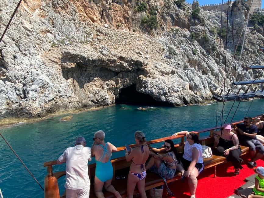 image n.19 of Alanya: Pirate Ship Cruise with Food and Swimming Stops activity in Alanya, uploaded by supplier