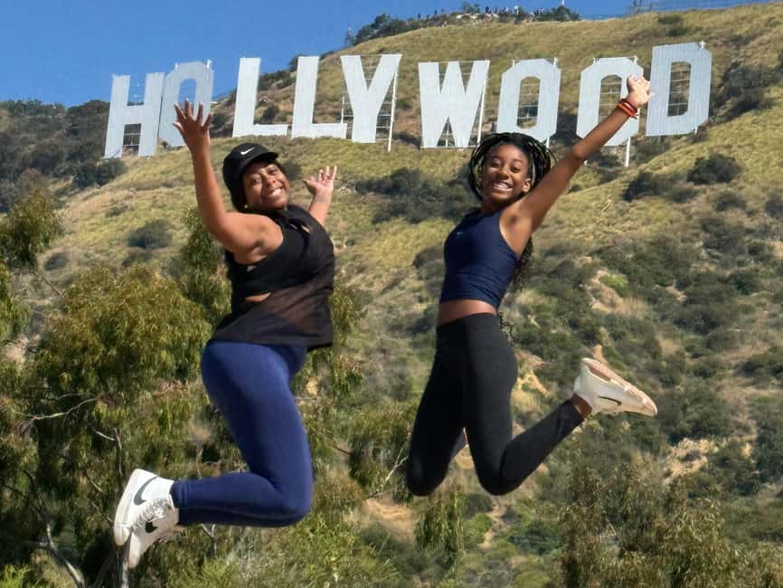 Image N°7 de LA : visite du panneau Hollywood avec des comédiens, des chiens et des photos épiques activité à Los Angeles, publiée par le prestataire