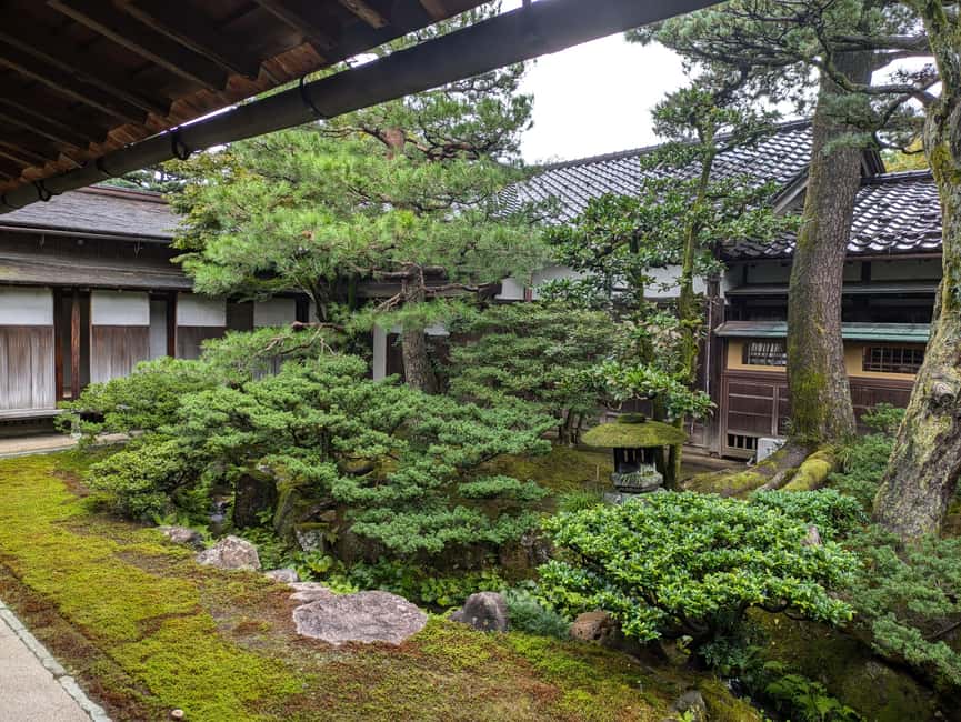 サプライヤーによってアップロードされた、金沢の金沢：大名別荘と兼六園芸者めぐりの画像#3