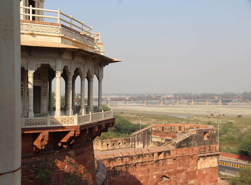 imagem n.16 de De Deli: Excursão privada ao Taj Mahal e Agra com 5* Almoço atividade em Agra, carregada pelo fornecedor