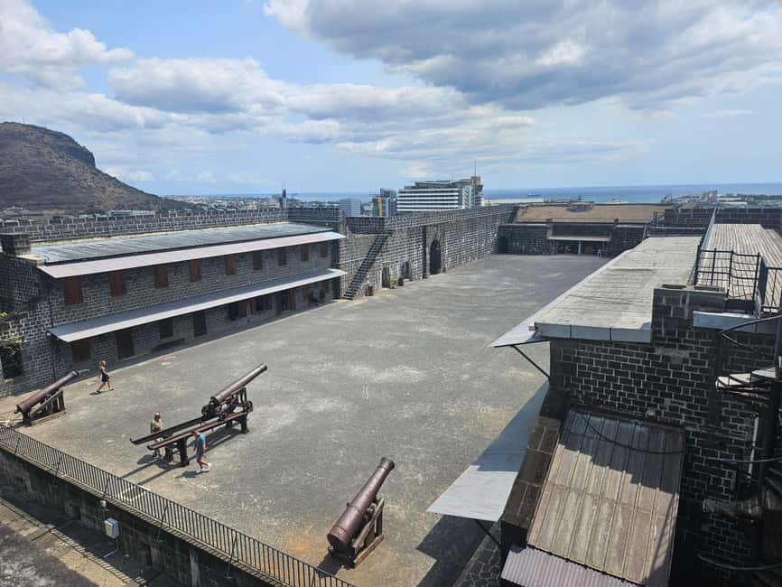 bild nr.8 av Port Louis: Mont Choisy, botaniska trädgården och kyrkturné aktivitet i Pamplemousses, uppladdad av arrangören