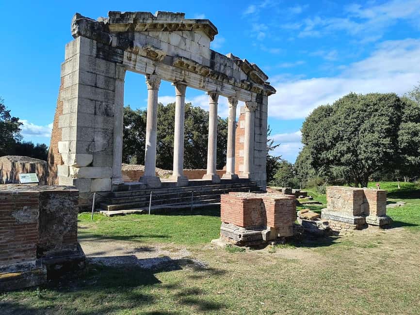 Immagine nº 4 di Da Valona: tour di un giorno a Zvernec, Apollonia e Berat attività a Berat, caricata dal fornitore