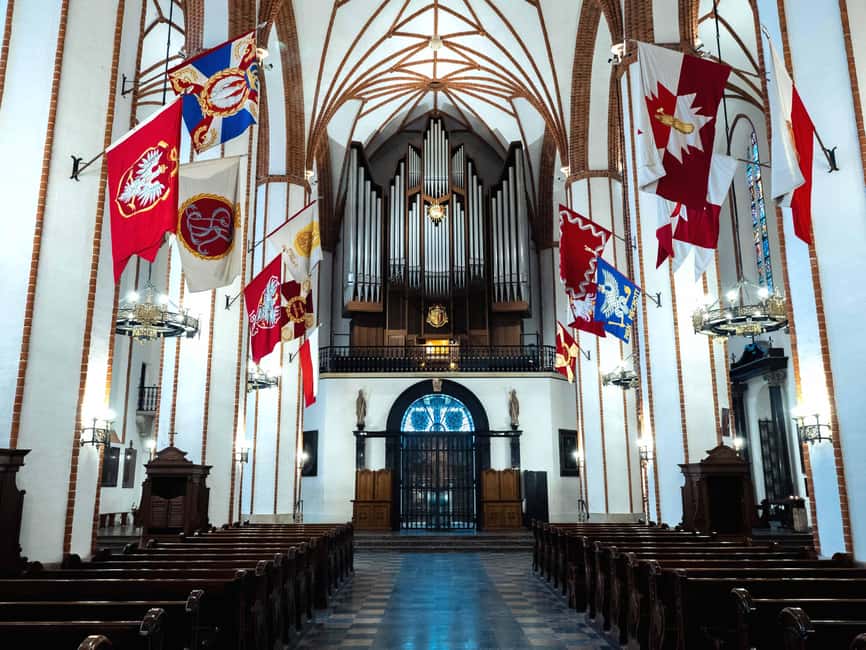 imagem n.1 de Varsóvia: Concertos de órgão da catedral e visita às criptas atividade em Varsóvia, carregada pelo fornecedor