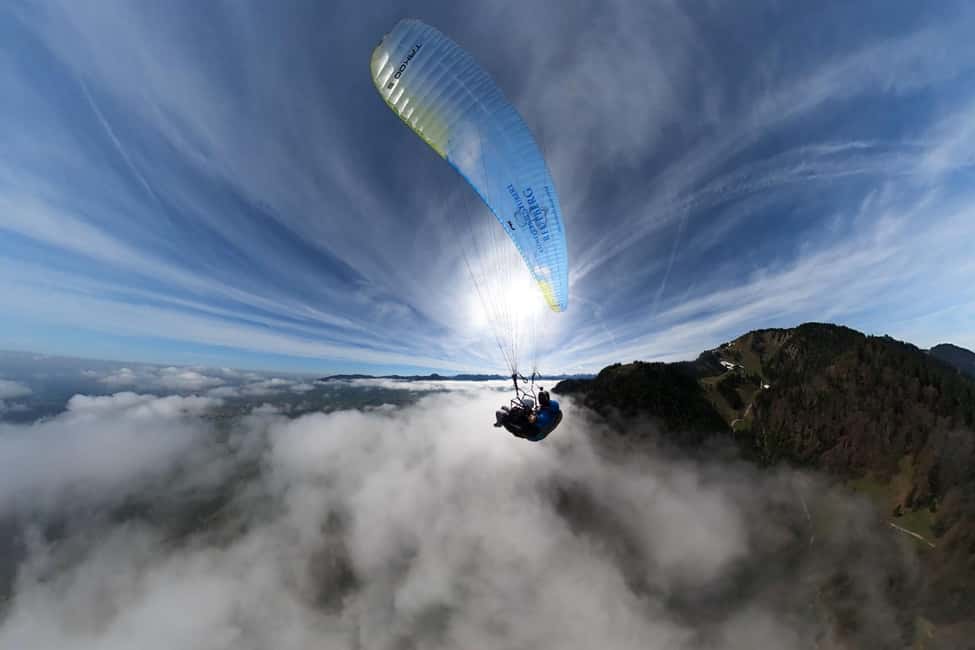 Bild Nr. 9 von Lenggries: Tandem-Gleitschirmflug Aktivität in Bayern, hochgeladen vom Anbieter