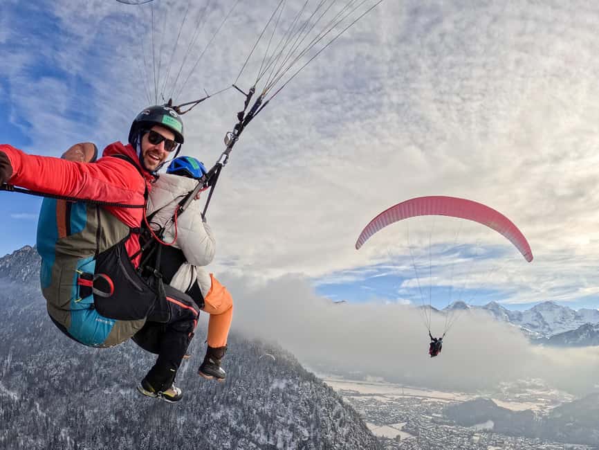 Immagine nº 13 di Interlaken: Volo in parapendio tandem con pilota attività a Interlaken, caricata dal fornitore