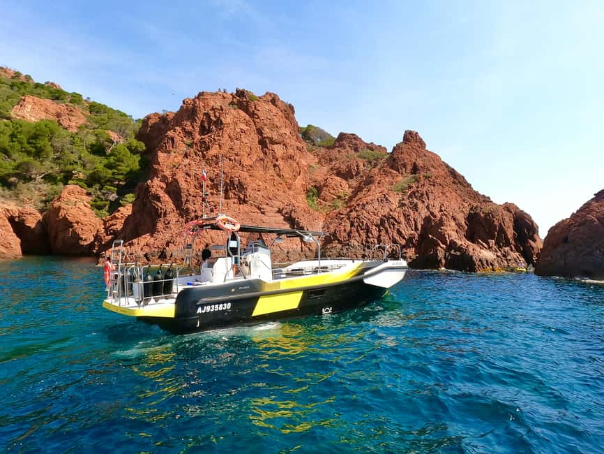 image n.3 of Fréjus: Sea and Creeks Boat Tour with Snorkeling and Drinks activity in Fréjus Saint-Raphaël, uploaded by supplier