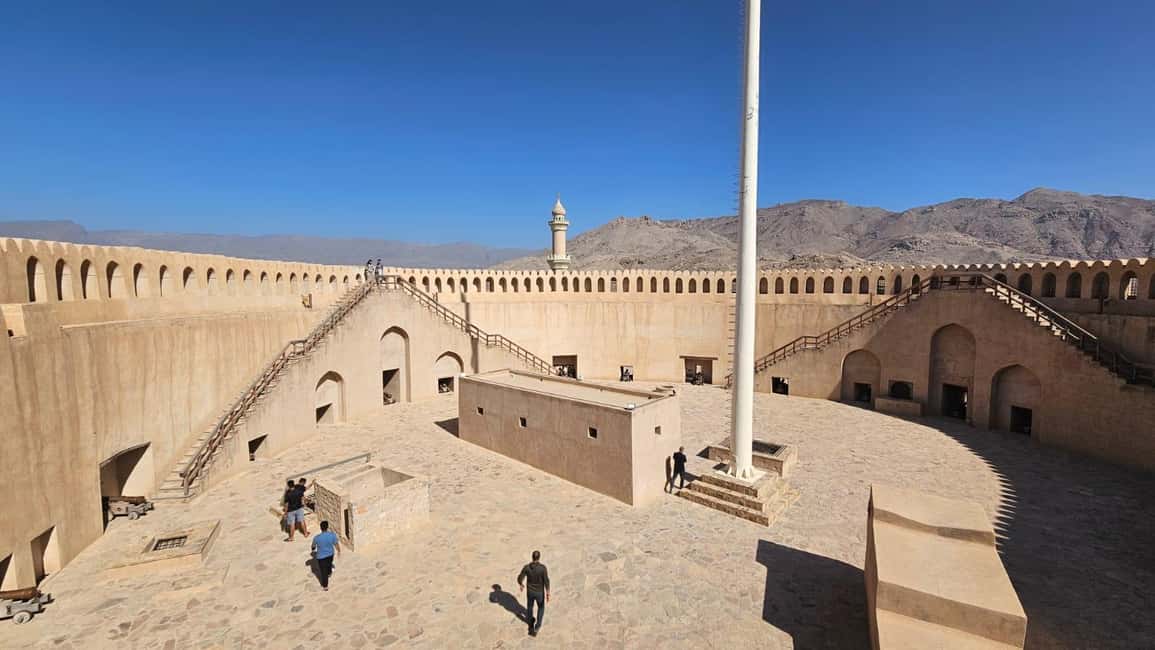 Immagine nº 7 di Da Muscat: Nizwa, Birkat Al Mouz e il Museo delle epoche dell'Oman attività a Mascate, caricata dal fornitore