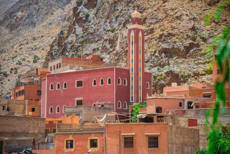 imagen n.º 14 de Marrakech: cascadas de Ourika, montañas del Atlas, guía + almuerzo actividad en Marrakech-Safí, subida por el proveedor