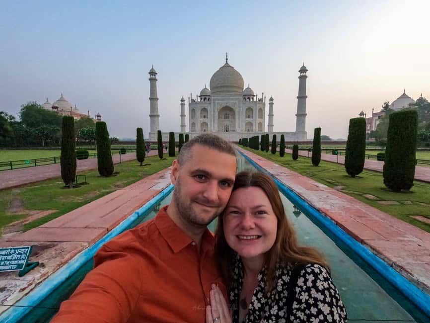 image n.2 of Agra: Skip-the-Line Private Tour of Taj Mahal & Agra Fort activity in Agra, uploaded by supplier