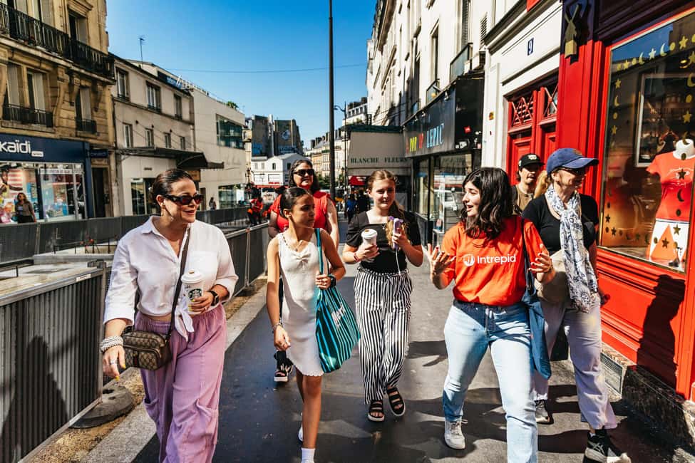 image n.4 of Paris: Hidden Gems of Montmartre with Local Guide activity in Paris, uploaded by supplier