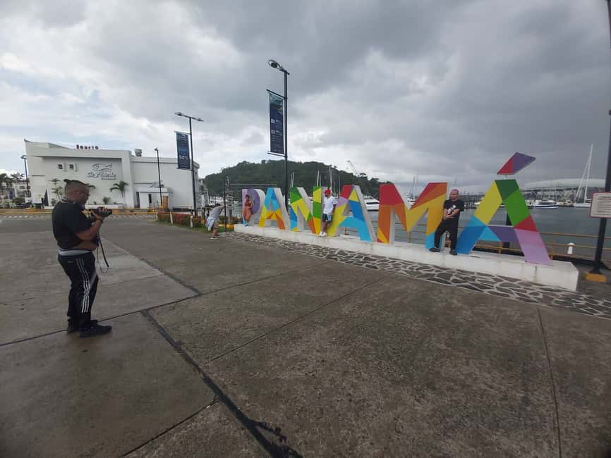 image n.4 of Layover Panama Canal Visitor Center and City Tour activity in Panama City, uploaded by supplier
