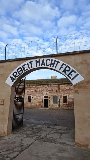 billede nr.1 af aktiviteten Terezín: Privat dagsudflugt fra Prag i Terezin, uploadet af udbyder
