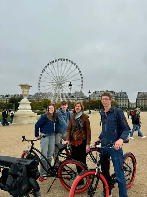 Image N°12 de Paris : Visite guidée à vélo des points forts de la ville activité à Paris, publiée par le prestataire