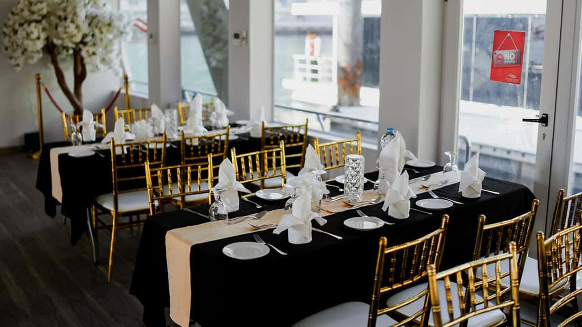image n.18 of Dubai: Sunset or Dinner Cruise with Live Music & Open Bar activity in Dubai, uploaded by supplier