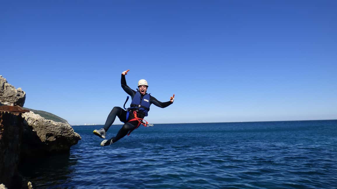 image n.1 of Portinho da Arrábida: Coasteering Boat Tour activity in Lisbon District, uploaded by supplier