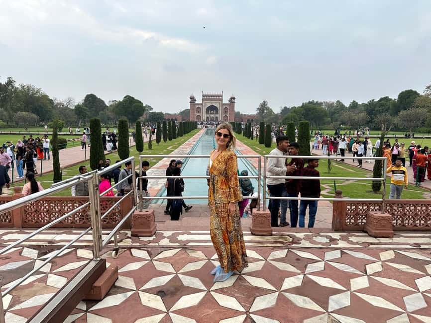 imagen n.º 21 de Desde Delhi: Visita al Taj Mahal y Agra en el tren expreso Gatimaan actividad en Agra, subida por el proveedor