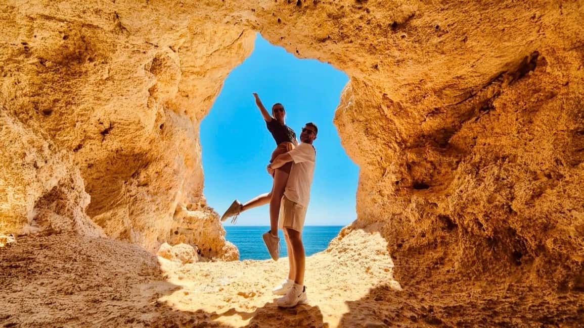 afbeelding n.8 van Vanuit Faro: Benagil, Marinha Beach, Algar Seco, 7 Valleys... activiteit in Praia do Carvoeiro, geüpload door aanbieder