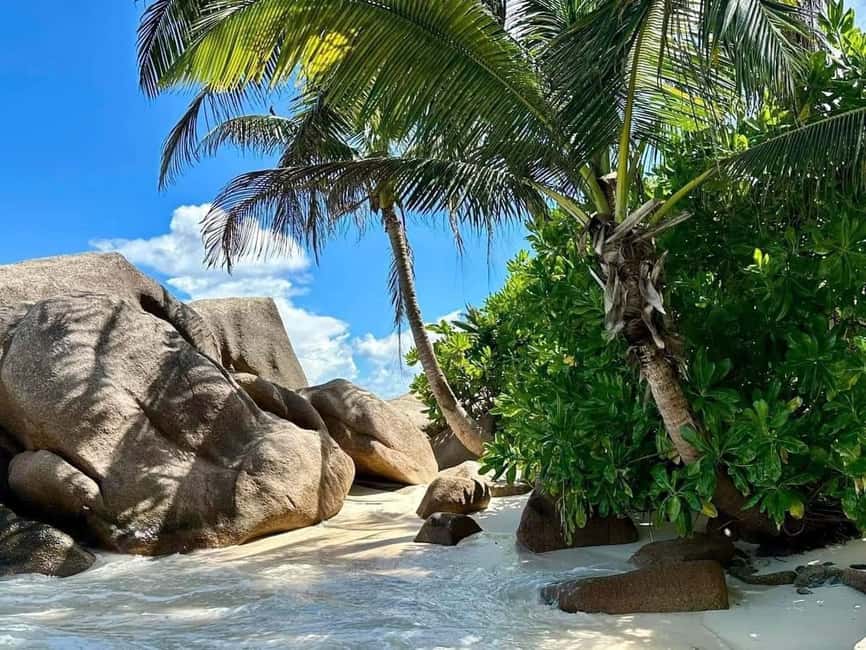 image n.5 of Luxury Private Boat Charter Praslin, Seychelles with BBQ. activity in Praslin Island, uploaded by supplier