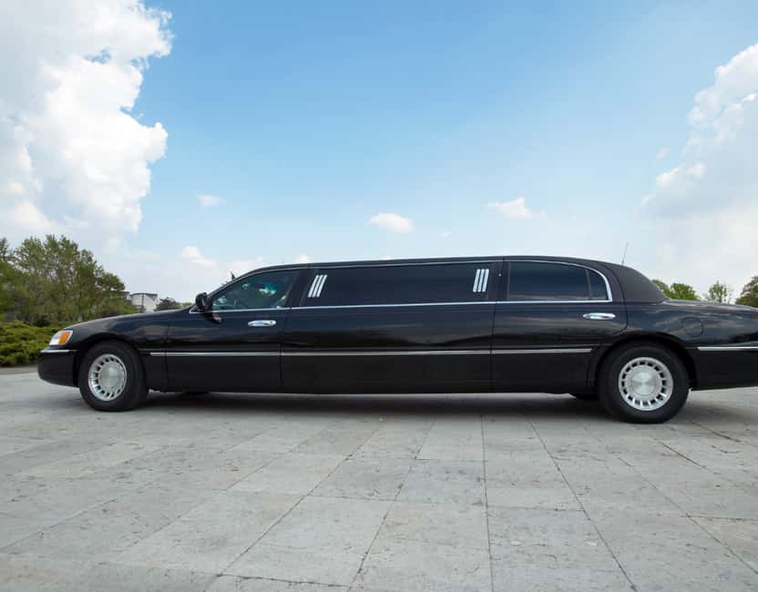 image n.4 of Limousine Transfer: Warsaw Chopin Airport to City Center activity in Warsaw, uploaded by supplier
