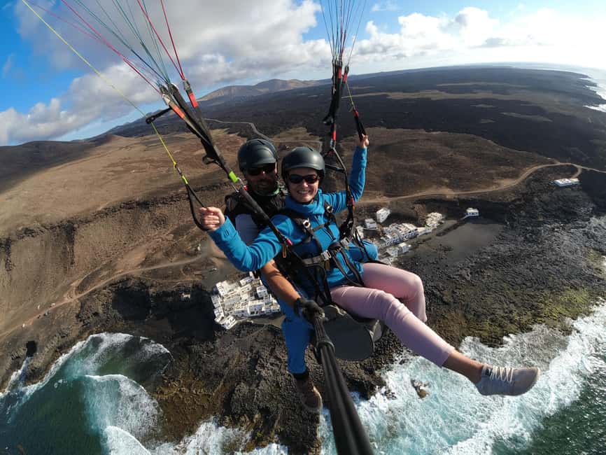 Immagine nº 13 di Lanzarote: Volo in parapendio tandem su Lanzarote attività a Caleta de Famara, caricata dal fornitore