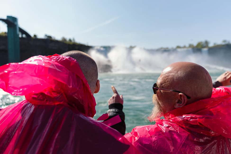 Obraz nr 14 z atrakcji Wodospad Niagara: wczesny dostęp łodzią i wycieczka za wodospadem w Wodospad Niagara w Kanadzie, przesłany przez organizatora