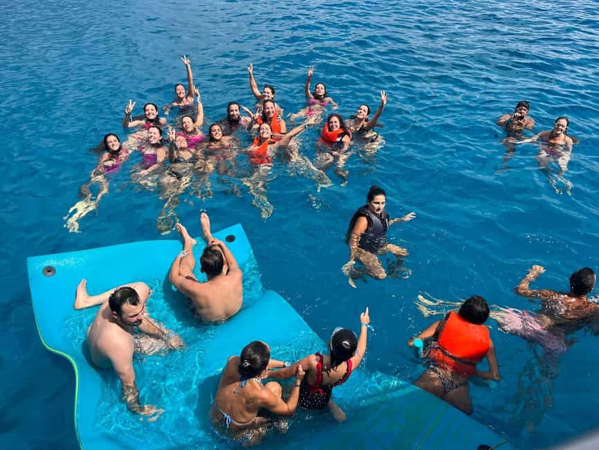 Image N°32 de Ibiza : Crystal Waters Formentera, Open Bar et déjeuner buffet activité à Îles Baléares, publiée par le prestataire