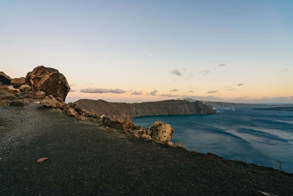 image n.4 of Santorini: Caldera Trail Guided Hike and Sunset Viewing activity in Fira, uploaded by supplier