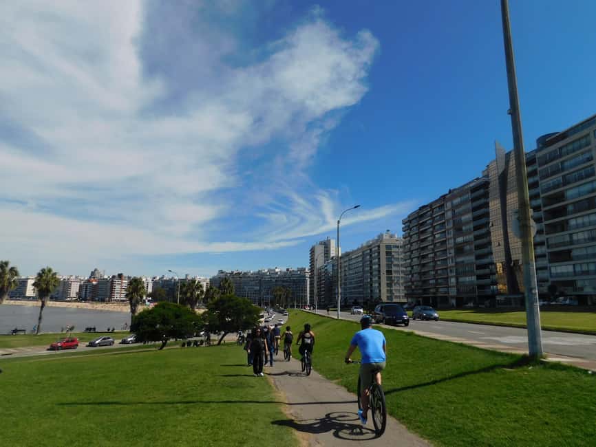 Immagine nº 3 di Montevideo: Tour in battello per i passeggeri delle crociere attività a Montevideo, caricata dal fornitore