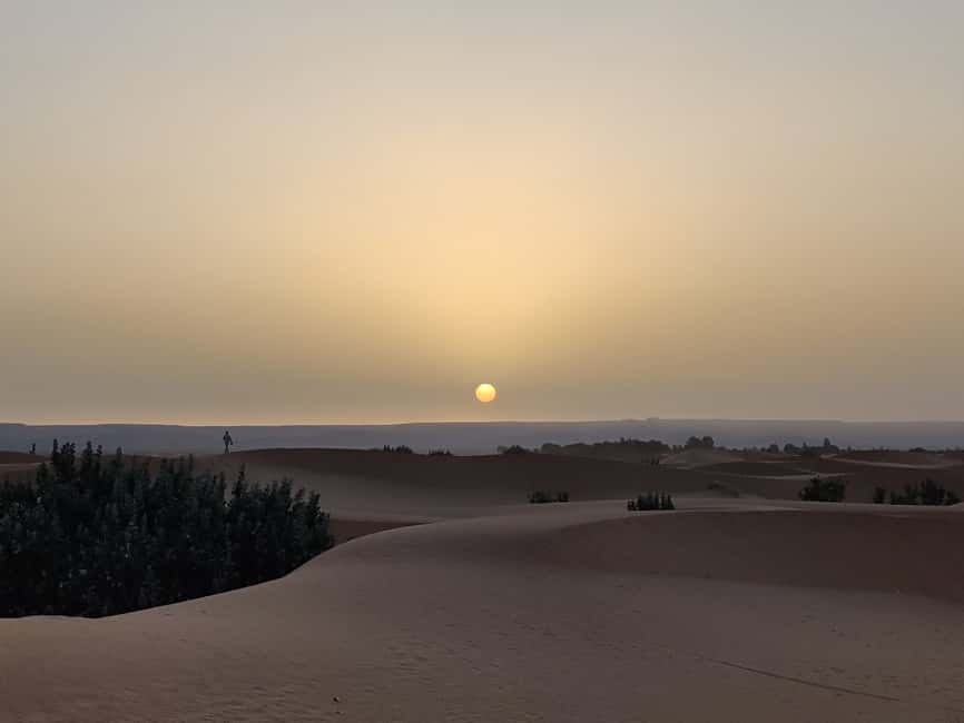 Image N°8 de Au départ de Fès : circuit de luxe de 3 jours dans le désert jusqu'à Marrakech via Merzouga activité à Aït-ben-Haddou, publiée par le prestataire