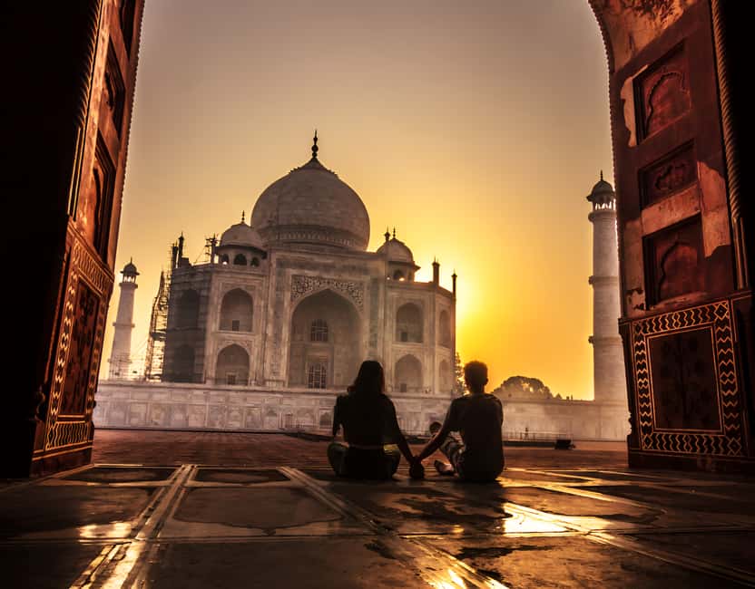 image n.2 of From Jaipur: Same Day Taj Mahal Tour with Fatehpur Sikri activity in Agra, uploaded by supplier