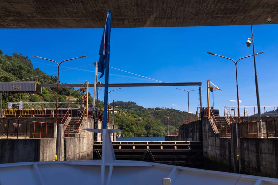 Image N°13 de De Porto : croisière sur la rivière Régua à Porto avec déjeuner à bord activité à Région Nord, Portugal, publiée par le prestataire