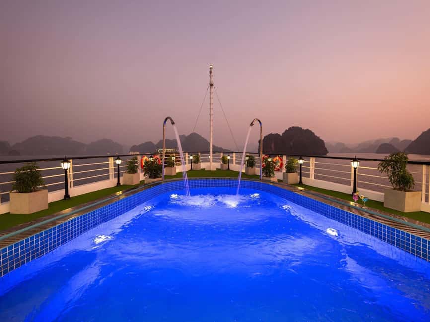 image n.63 of 2-Day: Halong Lan Ha Bay 5 Stars Cruises w/Balcony & Bathtub activity in Ha Long, uploaded by supplier