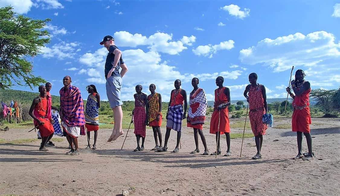image n.8 of From Nairobi :3 days 2 nights Masai Mara Group 4WD Safari activity in Central Kenya, uploaded by supplier