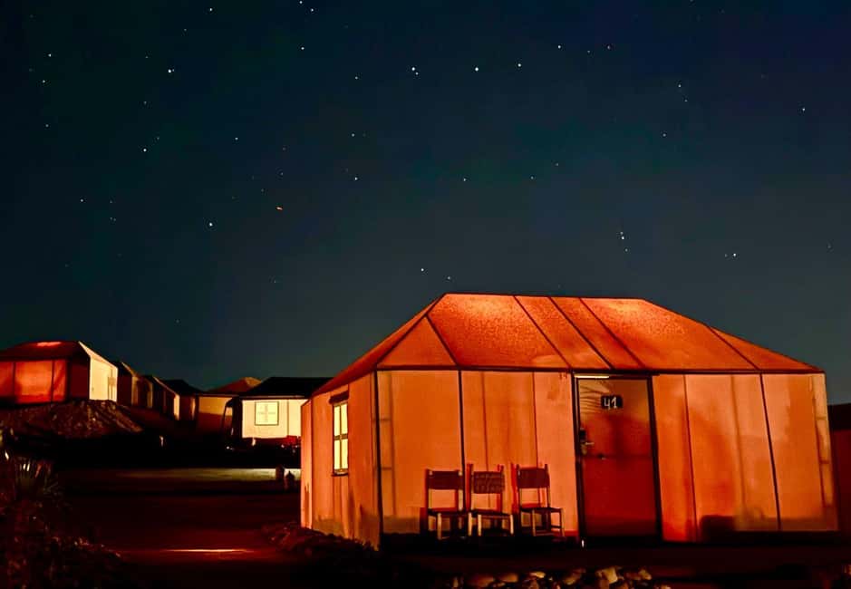 imagen n.º 1 de Marrakech: Retiro en el desierto de Agafay, tienda, cena, espectáculo y piscina actividad en Marrakech-Safí, subida por el proveedor