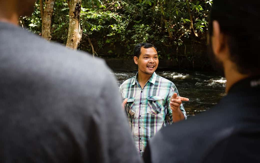imagem n.2 de Siem Reap: Cascata de Kulen e excursão de um dia a 1000 Lingas com almoço atividade em Siem Reap (Província), carregada pelo fornecedor