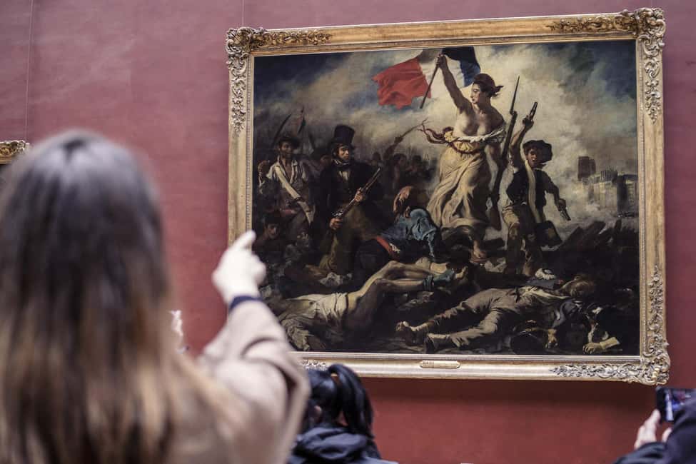 Image N°22 de Paris : Visite d'une jounée avec le Louvre, la Tour Eiffel et Notre Dame activité à Paris, publiée par le prestataire