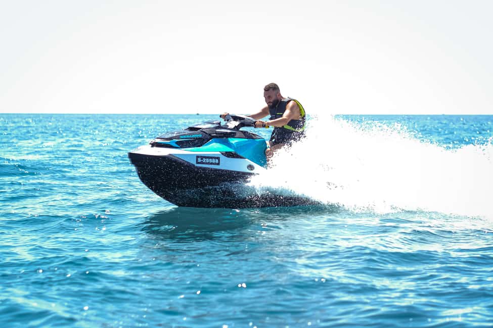 Image N°11 de Malte : expérience en jet ski privé activité à Marsaxlokk, publiée par le prestataire