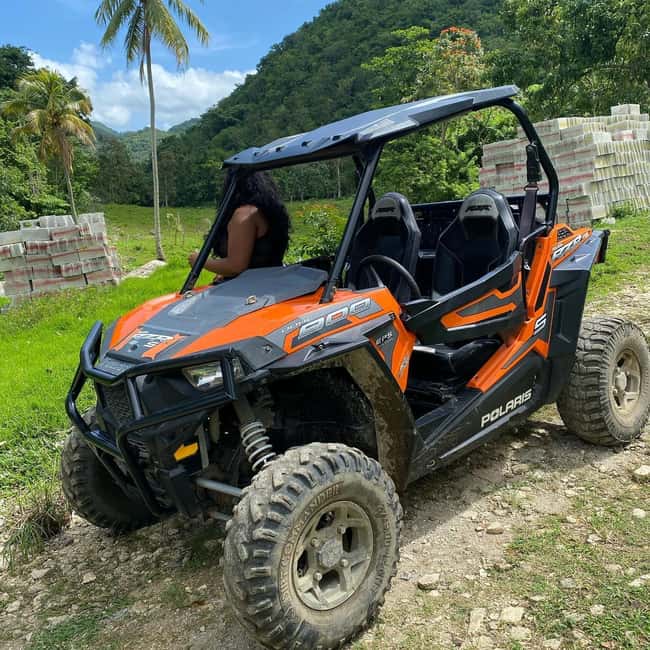 imagem n.1 de De Montego Bay/Negril: Experiência RastaSafari UTV atividade em Montego Bay, carregada pelo fornecedor