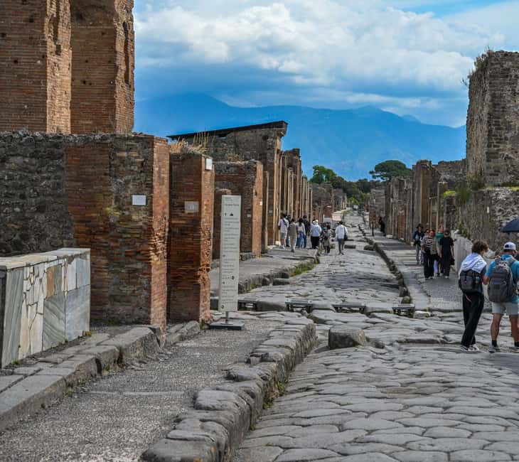 bild nr.7 av Neapel: Pompeji & Vesuvius dagsutflykt med biljetter och lunch aktivitet i Neapel, uppladdad av arrangören