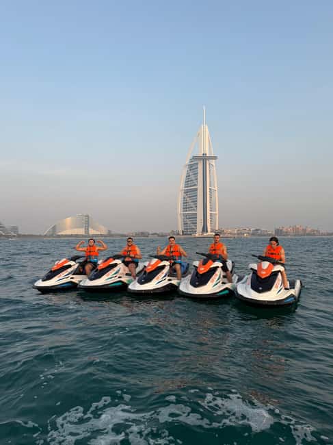 afbeelding n.3 van JETSKI/bezoek de prachtige architectuur van het emiraat met foto's en video's. activiteit in Dubai, geüpload door aanbieder