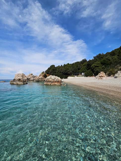 image n.5 of Sarandë: Boat Tour to Kroreza with Snorkelling and Umbrella activity in Sarandë, uploaded by supplier