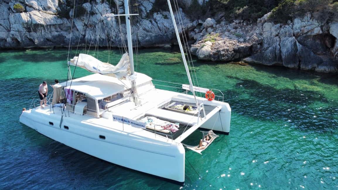 image n.2 of Alghero: Full day on a catamaran in Porto Conte Natural Park activity in Alghero, uploaded by supplier