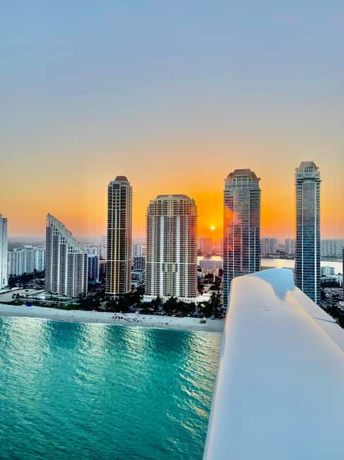 imagen n.º 17 de Fort Lauderdale y Miami: tour privado en avión de lujo actividad en Miami, subida por el proveedor