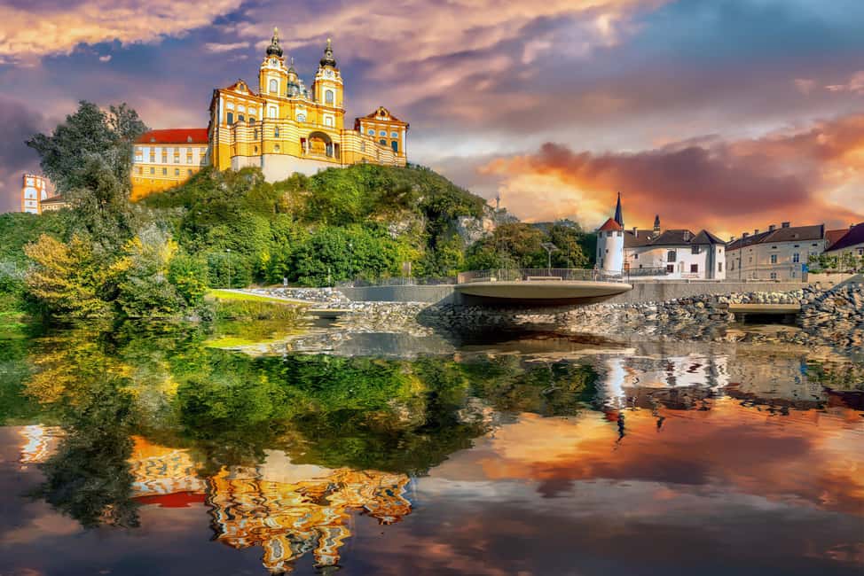 image n.5 of Private transfer from Vienna to Salzburg with 4h sightseeing activity in Korneuburg, uploaded by supplier
